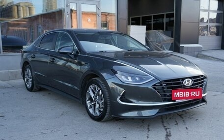 Hyundai Sonata VIII, 2020 год, 2 300 000 рублей, 3 фотография