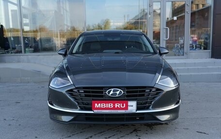 Hyundai Sonata VIII, 2020 год, 2 300 000 рублей, 2 фотография