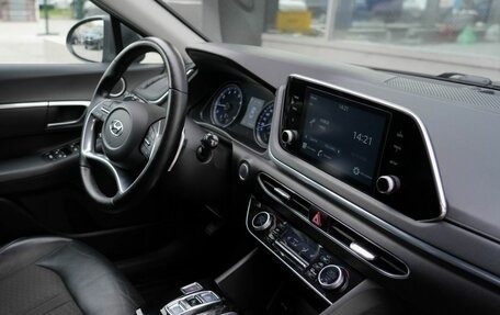 Hyundai Sonata VIII, 2020 год, 2 300 000 рублей, 23 фотография