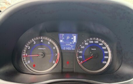 Hyundai Solaris II рестайлинг, 2014 год, 765 000 рублей, 7 фотография