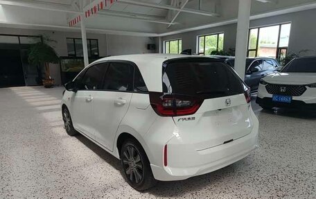 Honda Fit, 2022 год, 980 000 рублей, 4 фотография