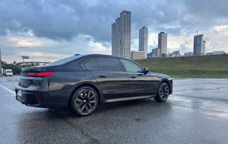 BMW 7 серия, 2022 год, 10 300 000 рублей, 3 фотография