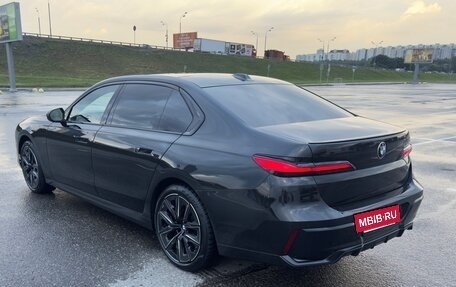 BMW 7 серия, 2022 год, 10 300 000 рублей, 5 фотография