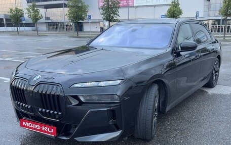 BMW 7 серия, 2022 год, 10 300 000 рублей, 8 фотография