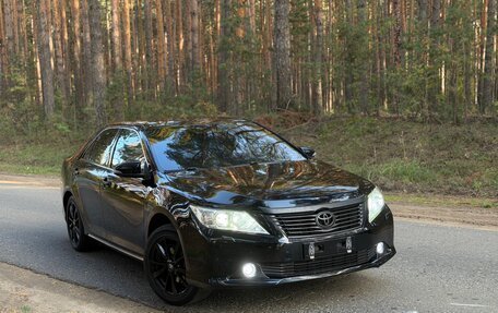 Toyota Camry, 2011 год, 1 370 000 рублей, 2 фотография