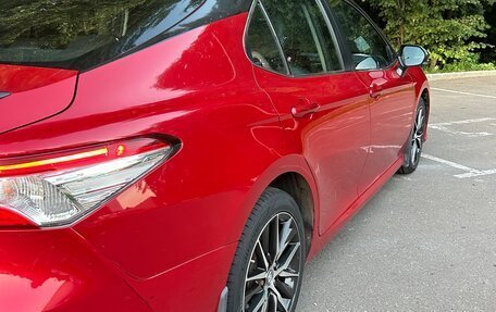 Toyota Camry, 2021 год, 2 880 000 рублей, 4 фотография