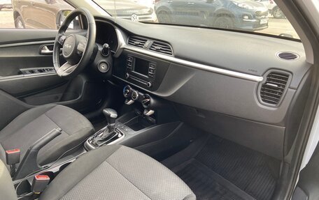 KIA Rio IV, 2021 год, 1 470 000 рублей, 10 фотография