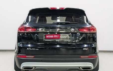Geely Atlas, 2022 год, 1 690 000 рублей, 6 фотография