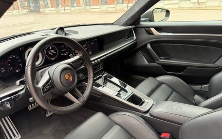 Porsche 911, 2020 год, 27 900 000 рублей, 12 фотография