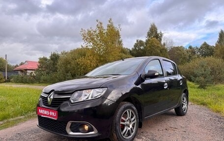 Renault Sandero II рестайлинг, 2014 год, 769 000 рублей, 2 фотография