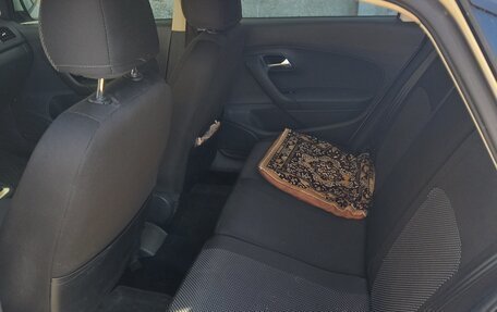 Volkswagen Polo VI (EU Market), 2012 год, 700 000 рублей, 6 фотография