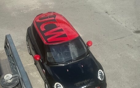 MINI Hatch, 2016 год, 1 950 000 рублей, 2 фотография