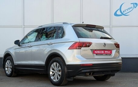 Volkswagen Tiguan II, 2017 год, 2 430 000 рублей, 7 фотография