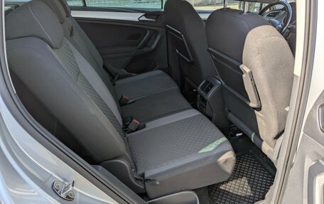 Volkswagen Tiguan II, 2017 год, 2 430 000 рублей, 21 фотография