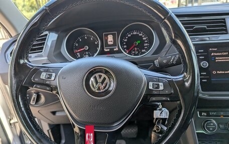 Volkswagen Tiguan II, 2017 год, 2 430 000 рублей, 11 фотография