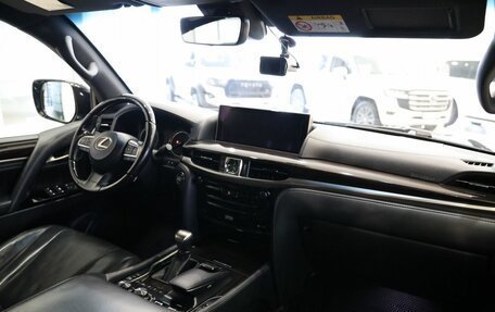 Lexus LX III, 2020 год, 12 500 000 рублей, 16 фотография