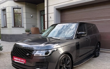 Land Rover Range Rover IV рестайлинг, 2019 год, 5 250 000 рублей, 4 фотография