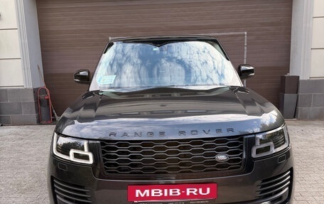 Land Rover Range Rover IV рестайлинг, 2019 год, 5 250 000 рублей, 3 фотография