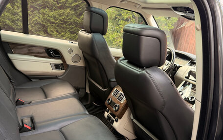 Land Rover Range Rover IV рестайлинг, 2019 год, 5 250 000 рублей, 16 фотография