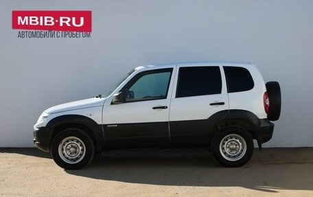 Chevrolet Niva I рестайлинг, 2017 год, 649 000 рублей, 2 фотография