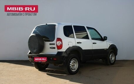 Chevrolet Niva I рестайлинг, 2017 год, 649 000 рублей, 5 фотография