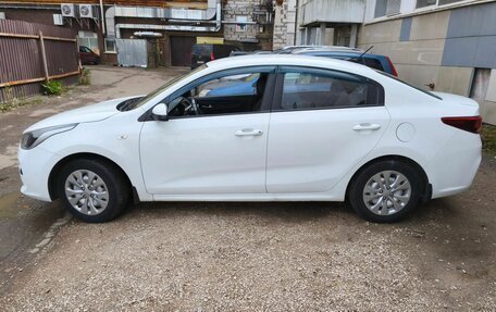 KIA Rio IV, 2017 год, 1 300 000 рублей, 5 фотография