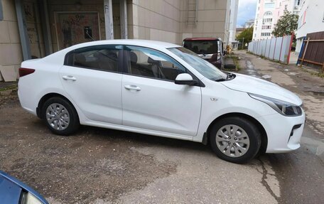 KIA Rio IV, 2017 год, 1 300 000 рублей, 9 фотография