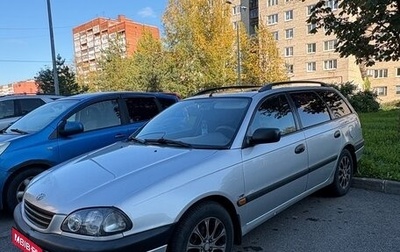 Toyota Avensis III рестайлинг, 1999 год, 335 000 рублей, 1 фотография