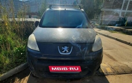 Peugeot Partner II рестайлинг 2, 2009 год, 380 000 рублей, 3 фотография