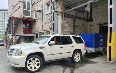 Cadillac Escalade III, 2013 год, 3 000 000 рублей, 2 фотография