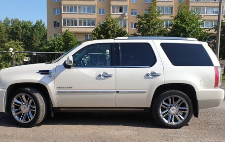 Cadillac Escalade III, 2013 год, 3 000 000 рублей, 8 фотография