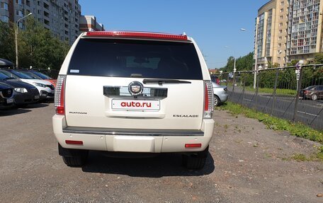 Cadillac Escalade III, 2013 год, 3 000 000 рублей, 16 фотография