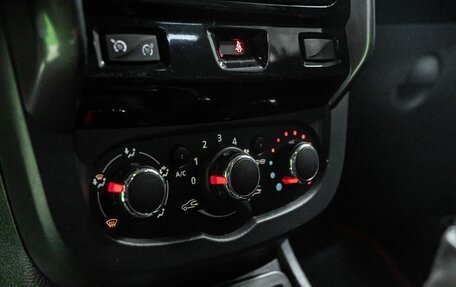 Renault Duster I рестайлинг, 2017 год, 1 399 000 рублей, 21 фотография