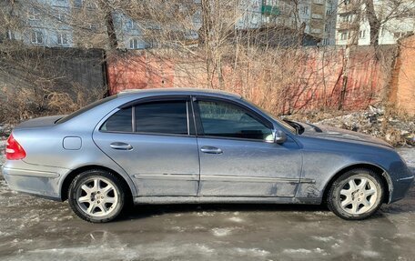 Mercedes-Benz E-Класс, 2003 год, 700 000 рублей, 8 фотография