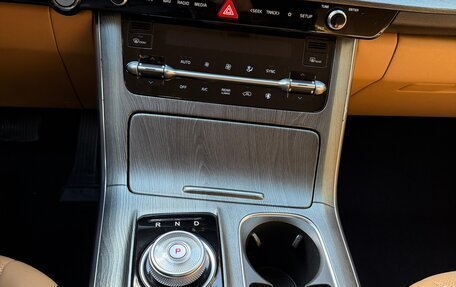KIA Carnival, 2020 год, 3 300 000 рублей, 16 фотография