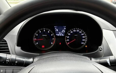 Hyundai Solaris II рестайлинг, 2012 год, 595 000 рублей, 12 фотография
