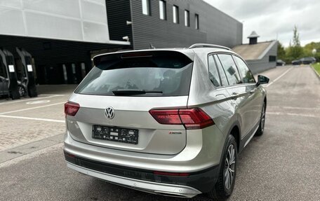 Volkswagen Tiguan II, 2019 год, 2 590 000 рублей, 6 фотография