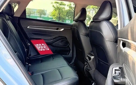 Geely Emgrand, 2025 год, 1 059 000 рублей, 15 фотография