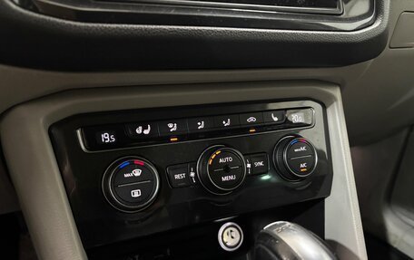 Volkswagen Tiguan II, 2017 год, 2 000 000 рублей, 22 фотография