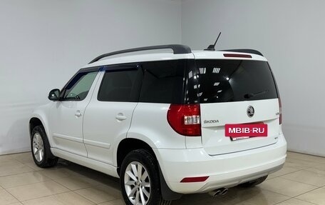 Skoda Yeti I рестайлинг, 2017 год, 1 370 000 рублей, 8 фотография