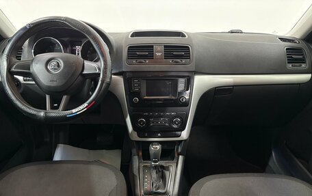 Skoda Yeti I рестайлинг, 2017 год, 1 370 000 рублей, 13 фотография