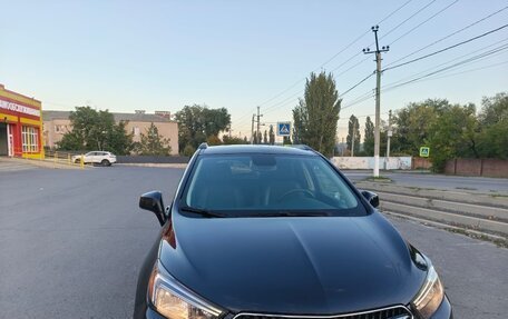 Buick Encore I, 2022 год, 1 700 000 рублей, 1 фотография