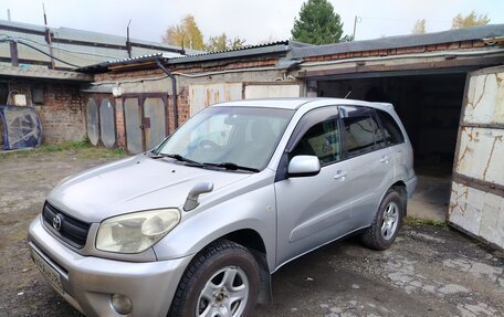 Toyota RAV4, 2004 год, 830 000 рублей, 1 фотография