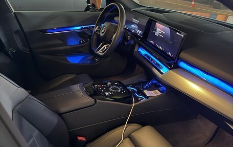 BMW 5 серия, 2025 год, 8 700 000 рублей, 2 фотография