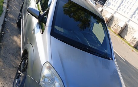 Opel Zafira B, 2008 год, 450 000 рублей, 25 фотография