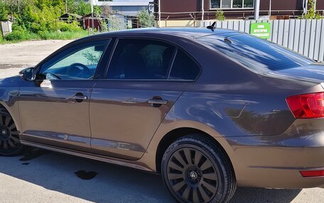 Volkswagen Jetta VI, 2012 год, 1 110 000 рублей, 3 фотография