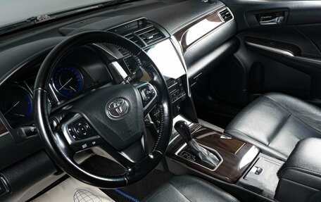Toyota Camry, 2016 год, 1 999 000 рублей, 8 фотография