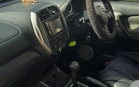 Toyota RAV4, 2004 год, 830 000 рублей, 8 фотография