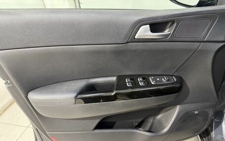 KIA Sportage IV рестайлинг, 2018 год, 2 649 800 рублей, 7 фотография