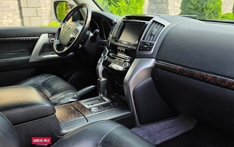Toyota Land Cruiser 200, 2013 год, 3 050 000 рублей, 12 фотография